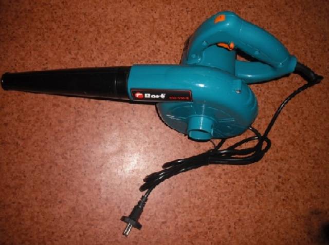 Garden vacuum cleaner Bort BSS 600 R, Bort BSS 550 R