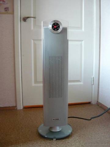 Gas ceramic heater for summer cottage