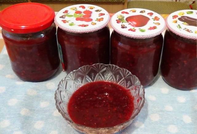 Georgian cherry plum tkemali sauce