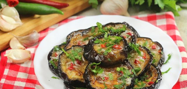 Georgian eggplant for the winter: spicy, without sterilization, in circles, fried, baked