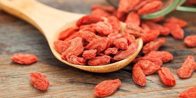 Goji berries: how to take for weight loss, recipes