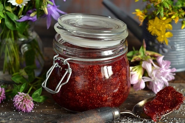 Gooseberry confiture: the best recipes for winter preparations