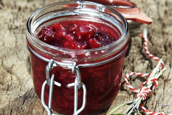 Gooseberry jelly for the winter