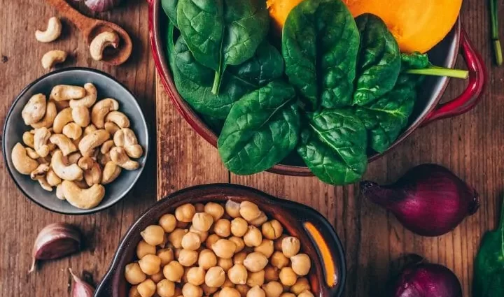 Green nuts: what diseases are treated, recipes