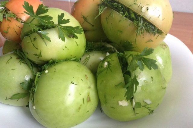 Green tomatoes for the winter in Armenian