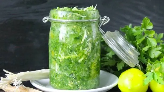 Green tomatoes with horseradish and garlic: a recipe for the winter