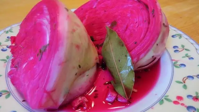 Gurian pickled cabbage