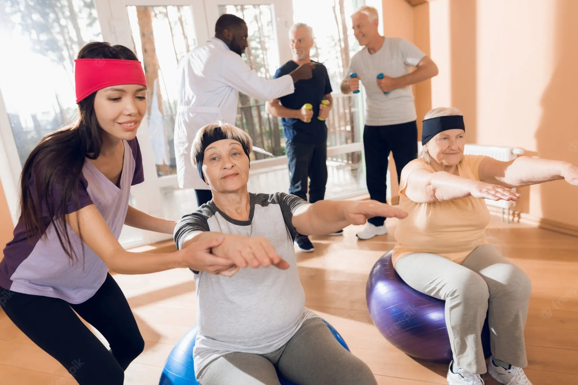 Gymnastics in a retirement home. How to exercise safely?