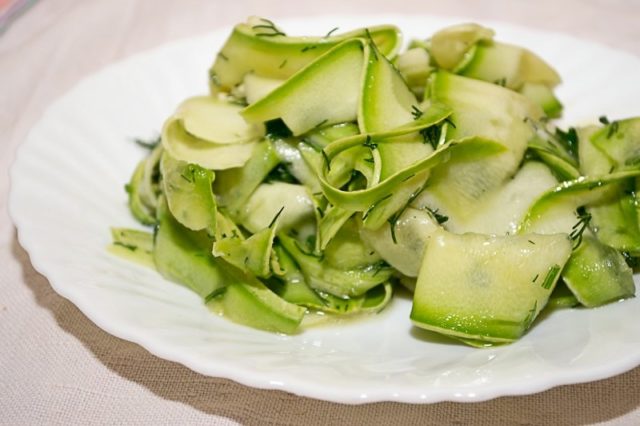 Harvesting cucumbers with zucchini for the winter: recipes for salads with carrots, in sauce