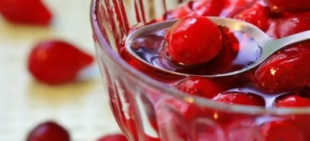 Hawthorn jam with pits: 17 recipes for the winter