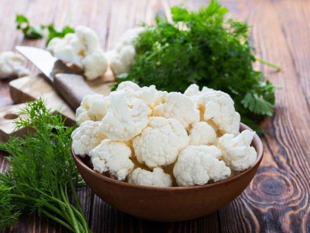 Health benefits and harms of cauliflower, chemical composition