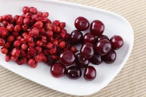 Health benefits and harms of cherries