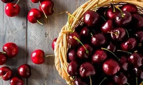 Health benefits and harms of cherries