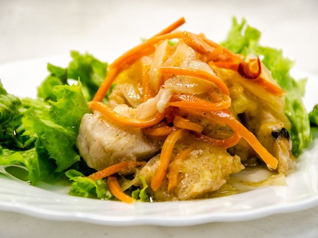 Heh from pike perch: recipes with vinegar, with and without carrots, with vegetables