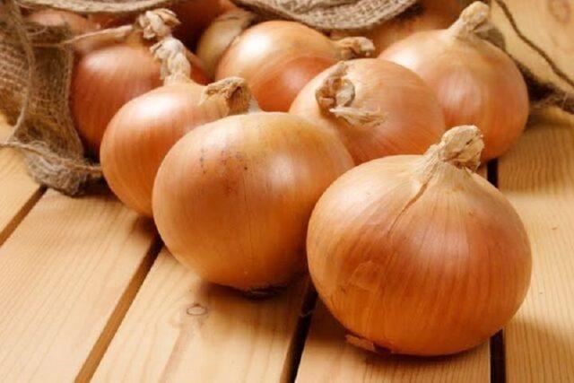 Helenas winter onion: variety description, reviews