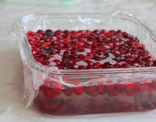 Homemade cranberries in sugar