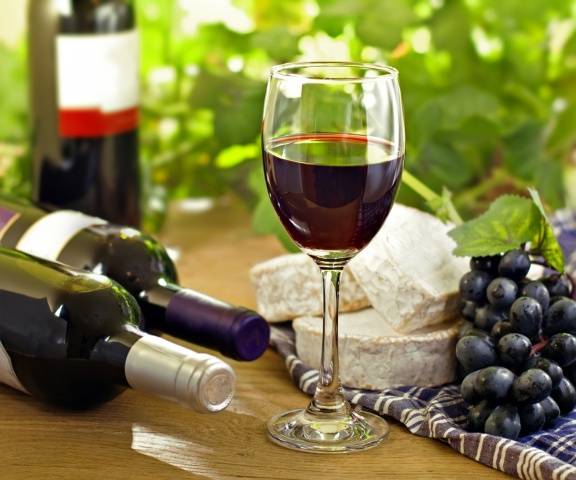 Homemade grape juice wine 