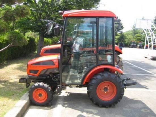 Homemade mini tractors for the household 