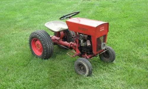 Homemade mini tractors for the household 