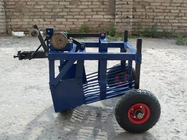 Homemade potato digger for motoblock