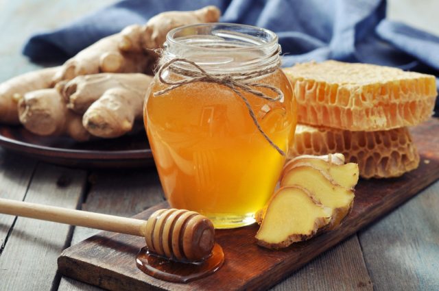 Honey sbiten: recipes, composition, useful properties, reviews