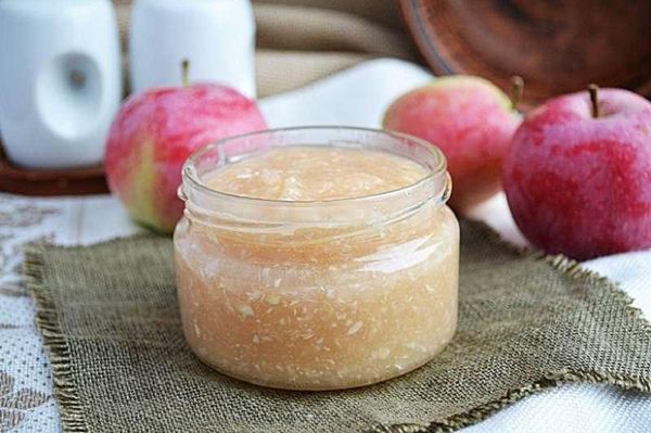 Horseradish for the winter: homemade recipes for hot spices and canned preparations from grated root in jars