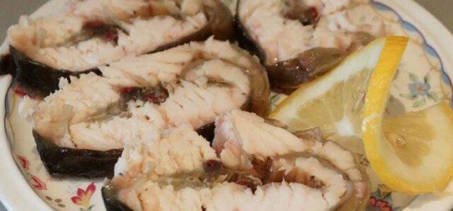 Hot smoked sturgeon: calories, benefits and harms, recipes with photos