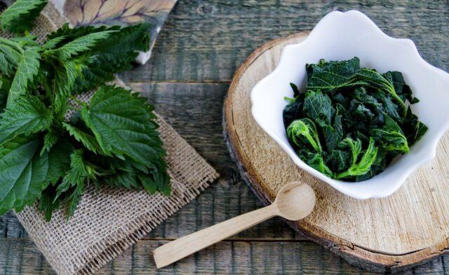 How much nettle is boiled for garnish, salad