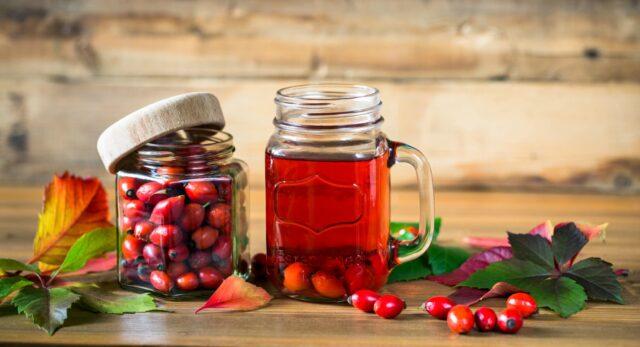 How to brew and drink rose hips for immunity