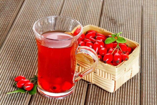 How to brew rose hips for coughing, with a cold