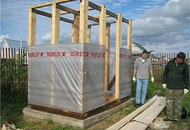 How to build a chicken coop