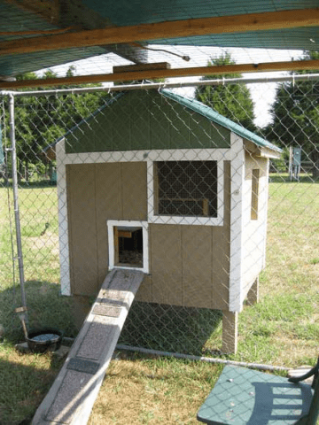 How to build a chicken coop out of pallets 