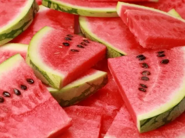 How to check nitrates in watermelon: effective ways