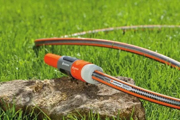 How to choose a hose for watering the garden and garden: expert advice