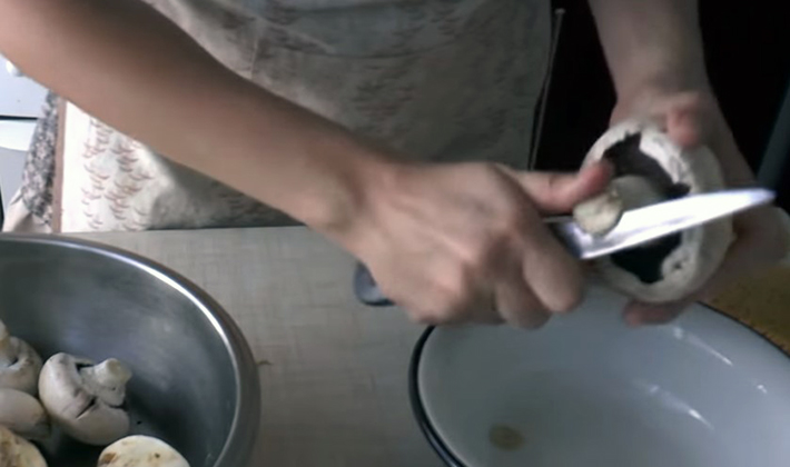 How to clean mushrooms before cooking