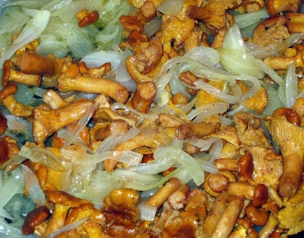 How to cook chanterelles at home