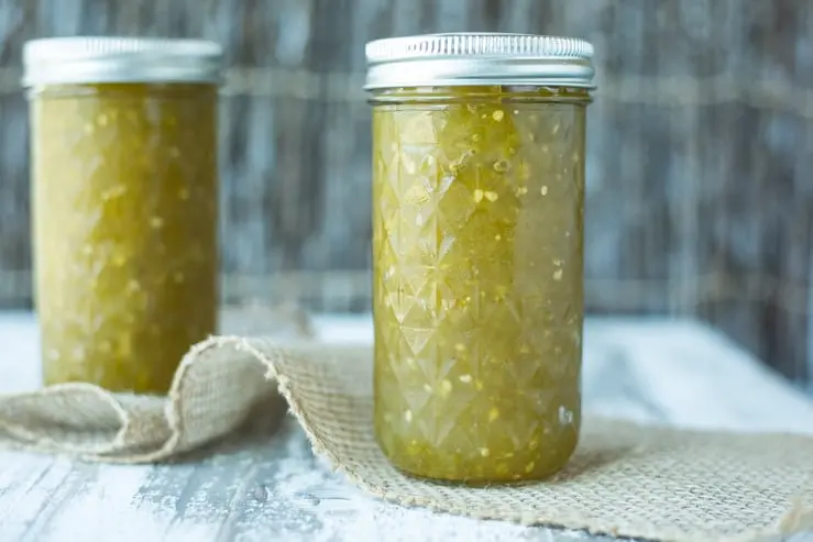 How to cook delicious green tomato jam