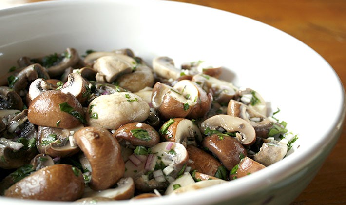 How to cook delicious porcini pickled mushrooms for the winter