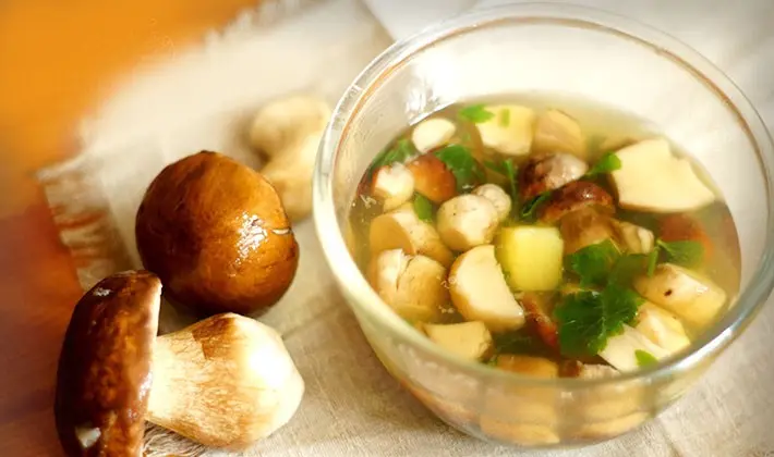 How to cook dried porcini mushroom soup