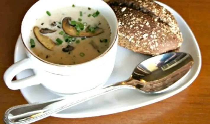 How to cook dried porcini mushroom soup