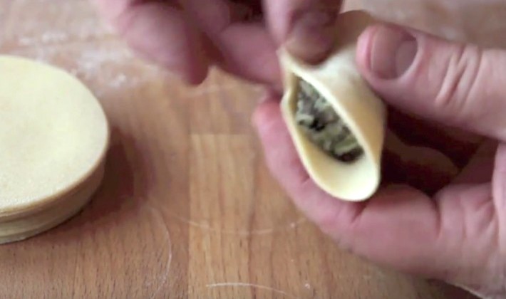 How to cook dumplings with mushrooms