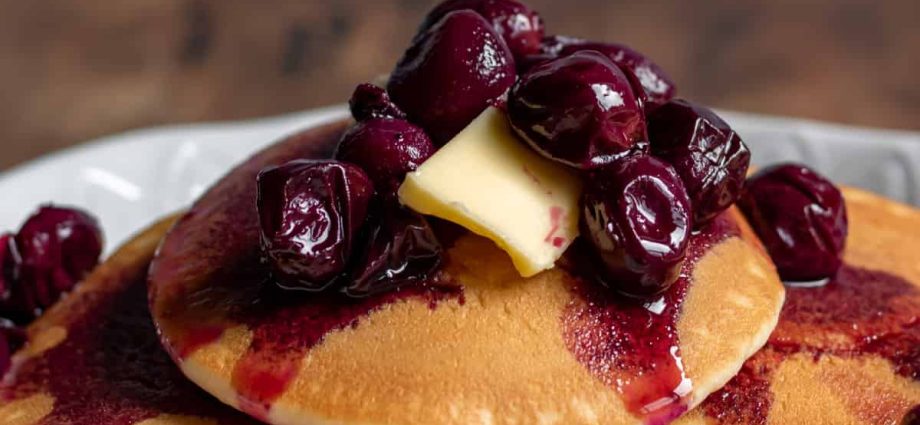 How to cook grape compote