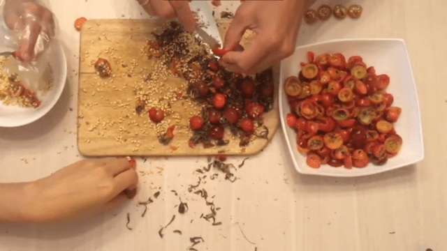 How to cook jam from leaves, rose hips