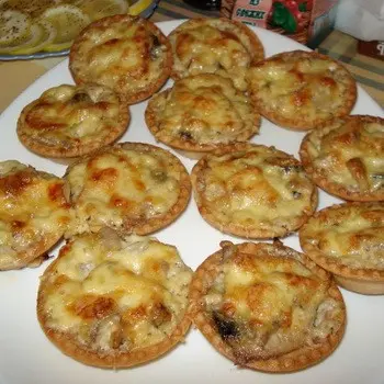 How to cook julienne with mushrooms in tartlets