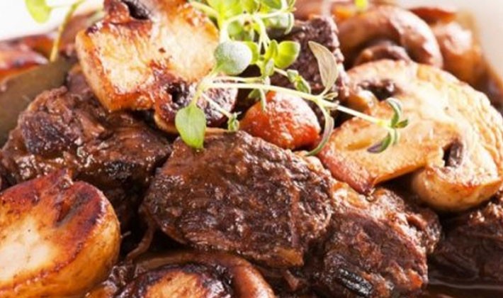 How to cook meat with porcini mushrooms