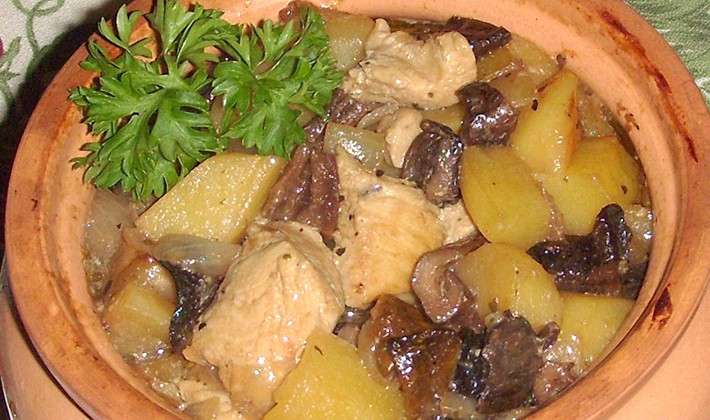 How to cook potatoes with dried porcini mushrooms