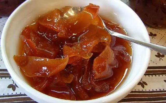 How to cook quince jam in a slow cooker