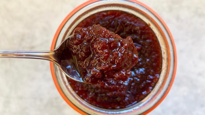 How to cook quince jam in a slow cooker