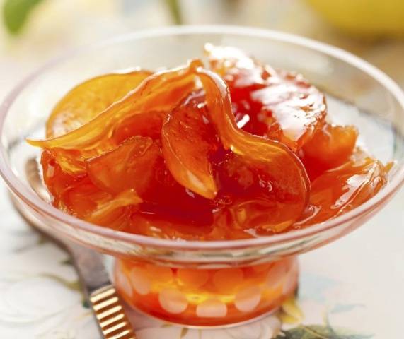 How to cook quince jam with slices 