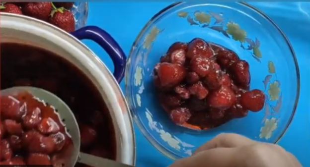 How to cook rose petal jam: useful properties, how to make